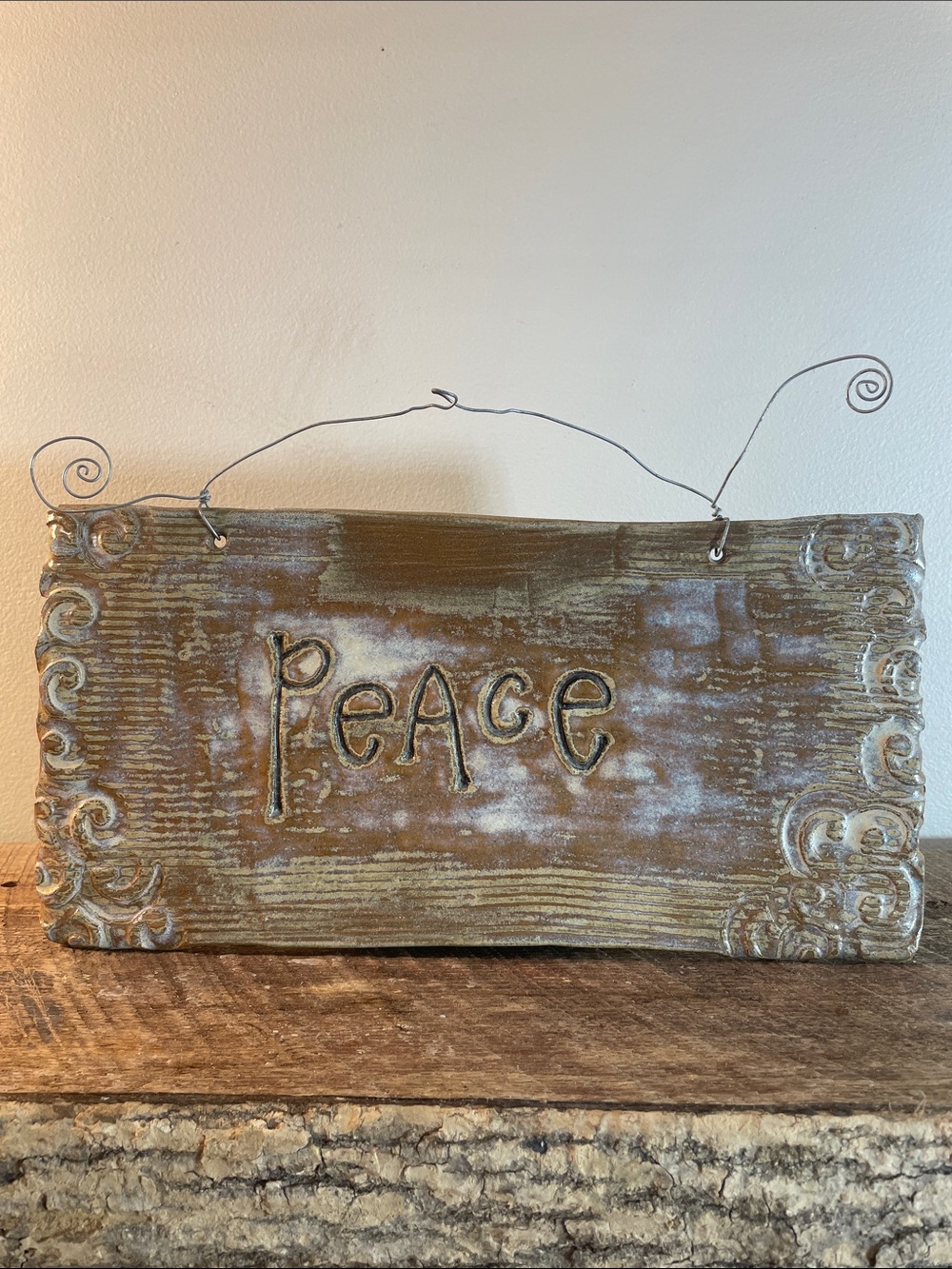 Rustic 'Peace' Wall Plaque - Brown & Cream